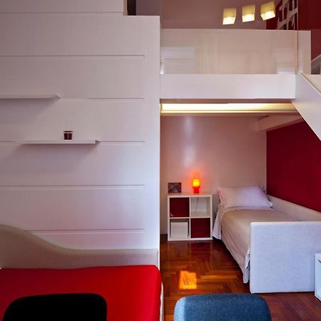 Elegant Apartment At Chiaia By Wonderful Italy Napoli Esterno foto