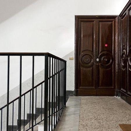 Elegant Apartment At Chiaia By Wonderful Italy Napoli Esterno foto
