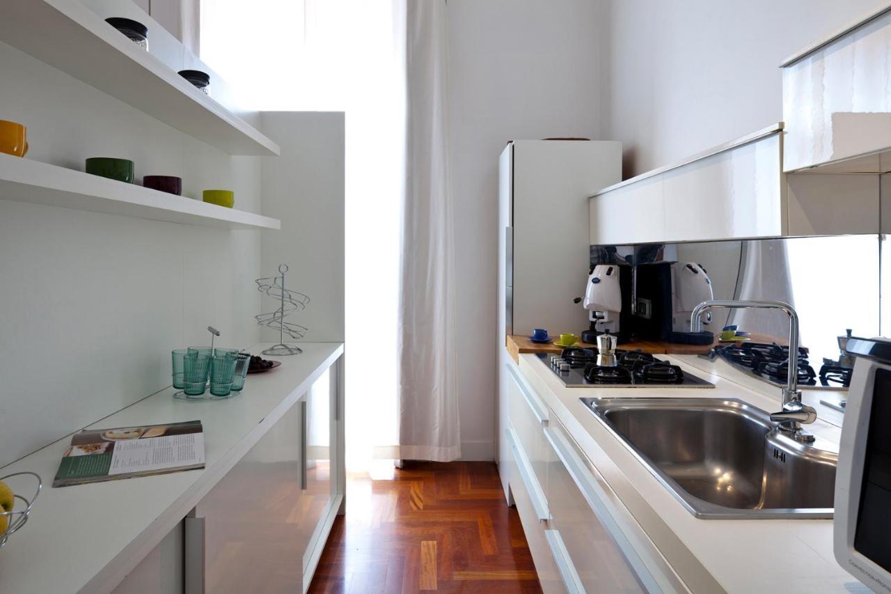 Elegant Apartment At Chiaia By Wonderful Italy Napoli Esterno foto