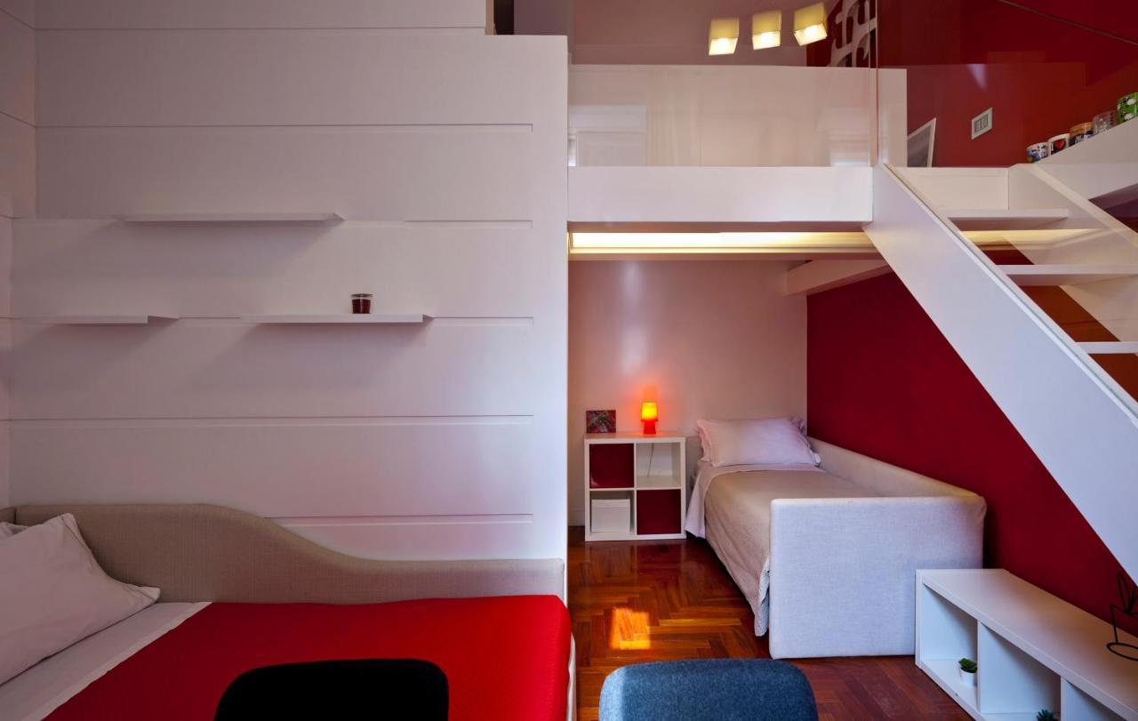 Elegant Apartment At Chiaia By Wonderful Italy Napoli Esterno foto