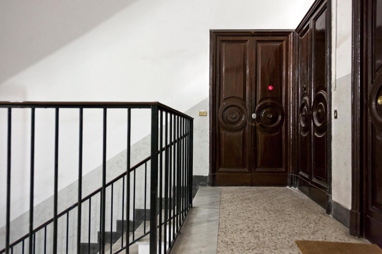 Elegant Apartment At Chiaia By Wonderful Italy Napoli Esterno foto
